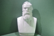 Габаритный гипсовый бюст, Фридрих Энгельс. СССР. Габаритный гипсовый бюст, Фридрих Энгельс. СССР.