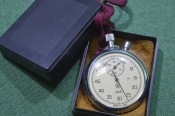 Секундомер Агат, в коробке. СССР. В ремонт Секундомер Агат, в коробке. СССР. В ремонт