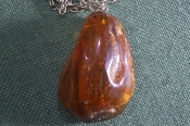 Кулон украшение женский. Натуральный янтарь. Прибалтика. СССР. #3 Кулон украшение женский. Натуральный янтарь. Прибалтика. СССР. #3