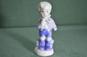 Статуэтка фигурка фарфоровая Статуэтка фигурка фарфоровая