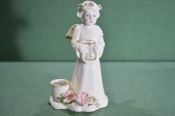 Статуэтка фарфоровая Статуэтка фарфоровая