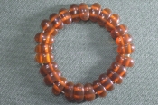Браслет янтарный, женский, на резинках. Янтарь прозрачный. СССР. Браслет янтарный, женский, на резинках. Янтарь прозрачный. СССР.