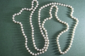 Бусы, под жемчуг. Длинные, около 170 см. Бусы, под жемчуг. Длинные, около 170 см.