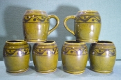 Кружки пивные керамические (набор, 6 штук). Зеленовато горчичные. Обливная керамика, майолика. Кружки пивные керамические (набор, 6 штук). Зеленовато горчичные. Обливная керамика, майолика.