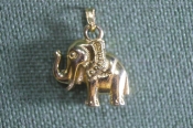 Кулон, кулончик, подвеска. Слон золотистый. Дамское украшение. Кулон, кулончик, подвеска. Слон золотистый. Дамское украшение.