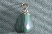 Кулон, кулончик каменный. Зеленый камень. Кулон, кулончик каменный. Зеленый камень.