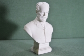 Статуэтка, бюст Статуэтка, бюст