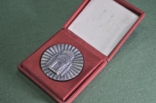Медаль настольная Медаль настольная