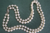 Бусы двойные, под жемчуг. Длина 53 см. Женское украшение. Бусы двойные, под жемчуг. Длина 53 см. Женское украшение.