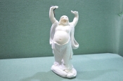 Статуэтка фарфоровая Статуэтка фарфоровая