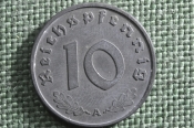 Монета 10 рейхспфеннигов, пфеннигов 1942 года A. Рейх. Германия. Unc Монета 10 рейхспфеннигов, пфеннигов 1942 года A. Рейх. Германия. Unc