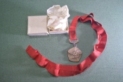 Медаль шейная с лентой знак Медаль шейная с лентой знак