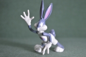 Фигурка кролик Багз Банни, из серии Space jam Bugs Bunny, 1996 год. Баскетбол. Пластик. Фигурка кролик Багз Банни, из серии Space jam Bugs Bunny, 1996 год. Баскетбол. Пластик.