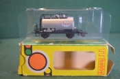 Игрушка Вагон цистерна Esso TT Hobby 1:120. 12мм. В коробке. Железная дорога. ГДР. Германия. Игрушка Вагон цистерна Esso TT Hobby 1:120. 12мм. В коробке. Железная дорога. ГДР. Германия.