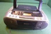 Магнитофон Sony, Сони. MP3 CD-R.RW Playback. Радио, кассетник. В ремонт. Магнитофон Sony, Сони. MP3 CD-R.RW Playback. Радио, кассетник. В ремонт.