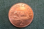 Монета 2 пенса 2003 года. Two pence. Коровы, стадо. Гернси, Guernsey. Елизавета II. Монета 2 пенса 2003 года. Two pence. Коровы, стадо. Гернси, Guernsey. Елизавета II.