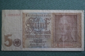 Бона, банкнота 5 марок, рейхсмарок 1942 года. Funf. Рейх, Германия. Бона, банкнота 5 марок, рейхсмарок 1942 года. Funf. Рейх, Германия.
