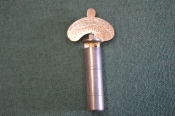 Приспособление для настройки музыкальных инструментов. Pitch Pipe. Тоновая труба. Винтаж. Приспособление для настройки музыкальных инструментов. Pitch Pipe. Тоновая труба. Винтаж.