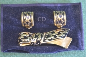 Серьги клипсы и брошь дизайнерские. Комплект. Christian Dior. Эмаль. Винтаж. Германия. #U 9 Серьги клипсы и брошь дизайнерские. Комплект. Christian Dior. Эмаль. Винтаж. Германия. #U 9