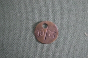 Жетон номерной увольнительный 19/35. царская Россия до 1917 года Жетон номерной увольнительный 19/35. царская Россия до 1917 года